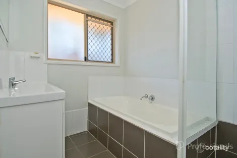 Property photo of 28 McKinley Street Eagleby QLD 4207