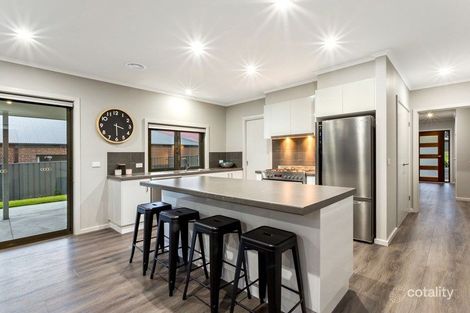 Property photo of 32 Drumbane Drive Golden Square VIC 3555