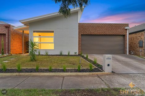Property photo of 19 Monaro Street Tarneit VIC 3029