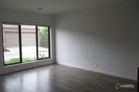 5 Charger Lane, Cranbourne East, VIC 3977