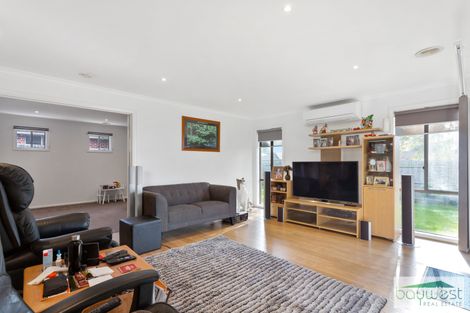 Property photo of 5 Victor Drive Hastings VIC 3915