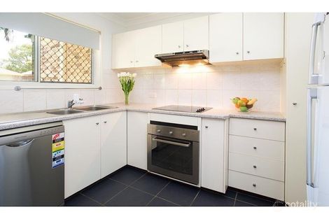 Property photo of 30/28 Stackpole Street Wishart QLD 4122