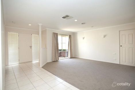 Property photo of 6 Platani Grove Roxburgh Park VIC 3064