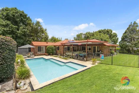 Property photo of 17 Boudin Place Forest Lake QLD 4078