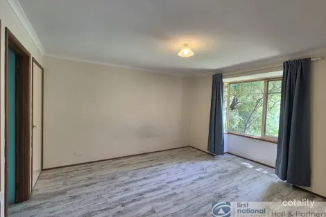 Property photo of 34 Euroa Avenue Berwick VIC 3806