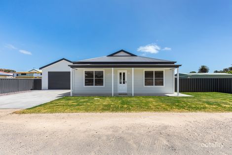 Property photo of 4 Lily Lane Robe SA 5276