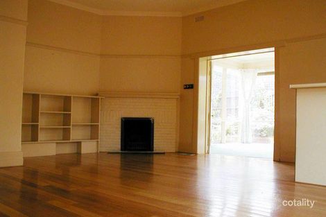 325 Mont Albert Rd, Mont Albert, VIC 3127