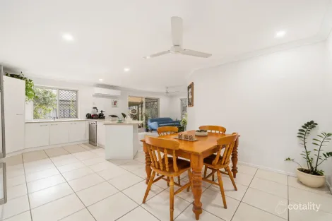 Property photo of 32 Desmond Street Narangba QLD 4504