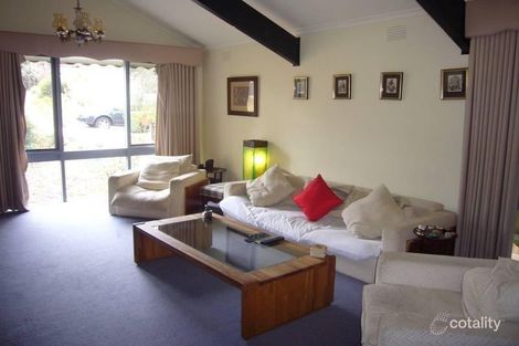 Property photo of 2 Victoria Street Greensborough VIC 3088