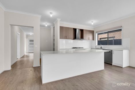 Property photo of 2 Ember Street Clyde VIC 3978