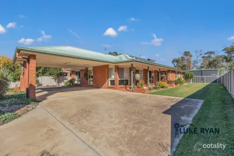 12 William St, Rochester, VIC 3561