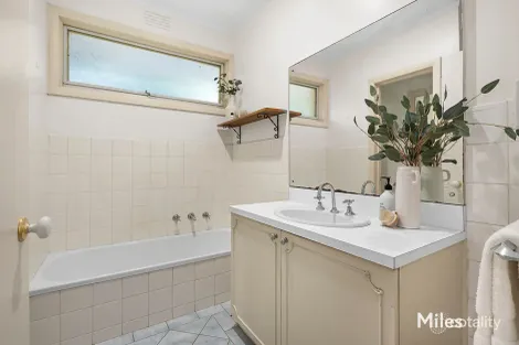 Property photo of 2/55 Durham Street Eaglemont VIC 3084