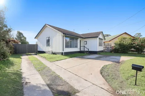 13 Bolger St, Morwell, VIC 3840