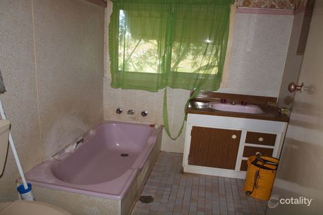 Property photo of 17 Crescent Street Narrandera NSW 2700