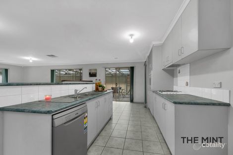 Property photo of 124 Manning Clark Road Mill Park VIC 3082
