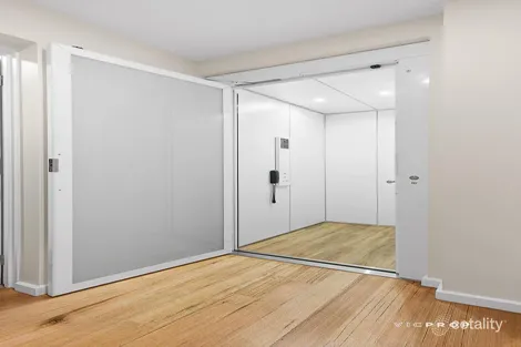 Property photo of 1 Middle Road Maribyrnong VIC 3032
