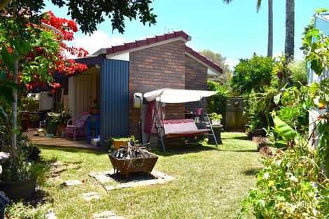Property photo of 2/8 Stacey Court Marcoola QLD 4564