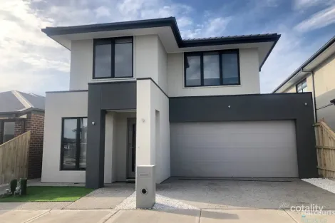 28 CLAPHAM AVE, WOLLERT, VIC 3750