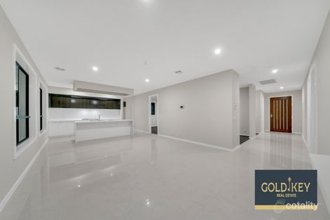 Property photo of 14 Bigarade Way Tarneit VIC 3029