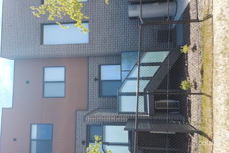 14/2 Telfer St, Coombs, ACT 2611