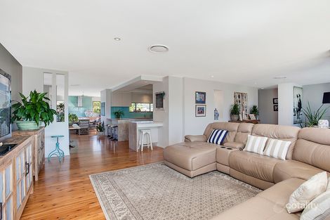 Property photo of 14 Kingfisher Crescent Burleigh Waters QLD 4220