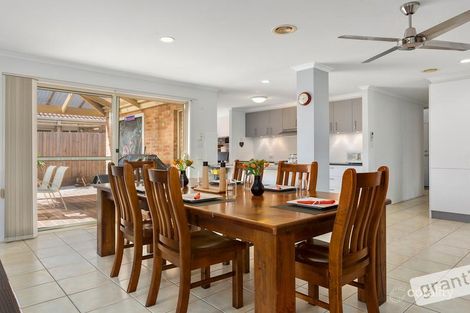 Property photo of 7 Grange Circuit Beaconsfield VIC 3807