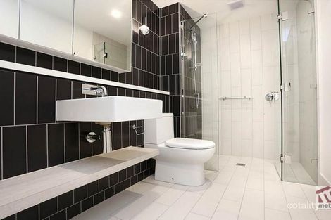 Property photo of 203/160 Hotham Street St Kilda East VIC 3183