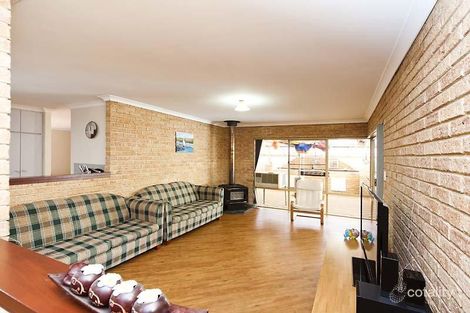 Property photo of 4 Magellan Close Waikiki WA 6169