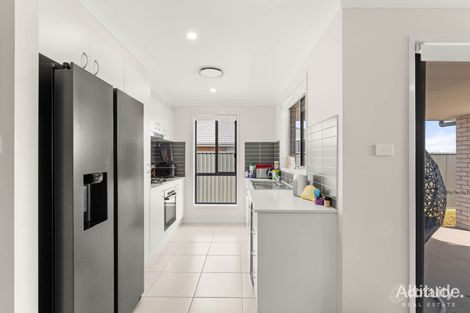 Property photo of 13 Font Hill Drive Farley NSW 2320