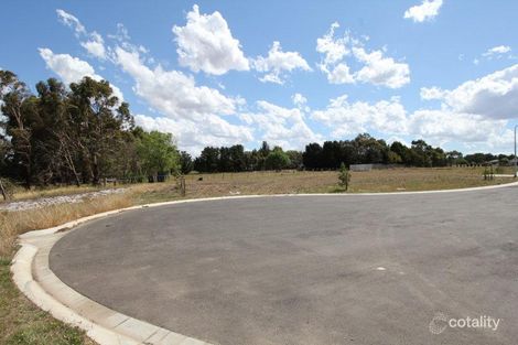 Property photo of 8 Crook Court Ballan VIC 3342