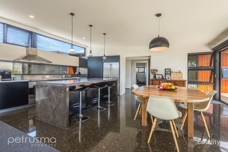 Property photo of 2/17 Tranmere Road Howrah TAS 7018