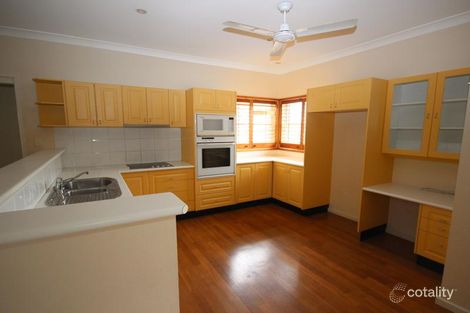 Property photo of 5 The Cut Mannering Park NSW 2259