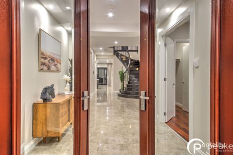 Property photo of 3 Watermint Way Clyde North VIC 3978