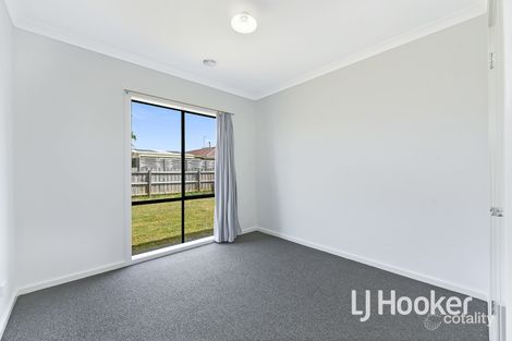 Property photo of 44 Botany Way Cranbourne East VIC 3977
