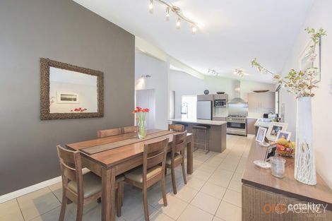 Property photo of 19 Atherton Close Rankin Park NSW 2287