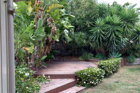 Property photo of 28 Shawnee Crescent Pimpama QLD 4209