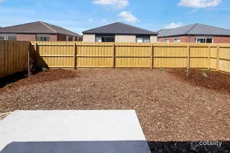 Property photo of 30 Sanderling Avenue Armstrong Creek VIC 3217