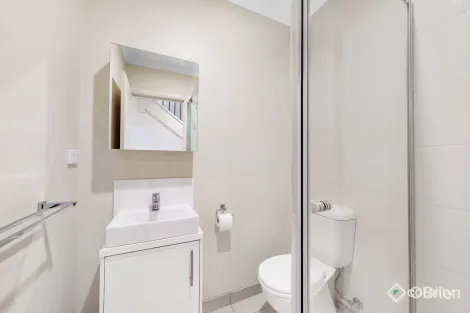 Property photo of 2/14 Mill Road Oakleigh VIC 3166