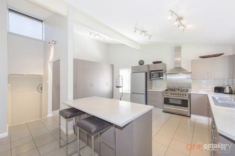 Property photo of 19 Atherton Close Rankin Park NSW 2287