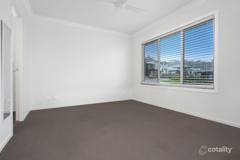 Property photo of 2 Huskisson Street Tullimbar NSW 2527