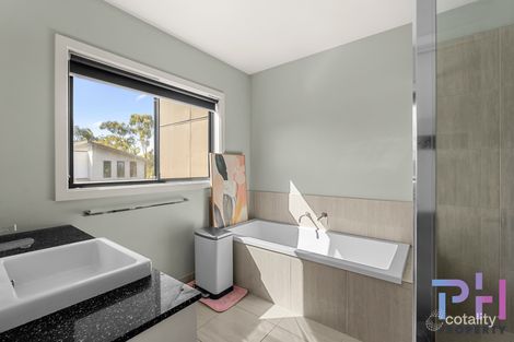 2/53 Weeroona Ave, White Hills, VIC 3550