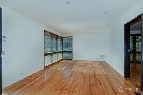 Property photo of 3 Findon Way Melton West VIC 3337
