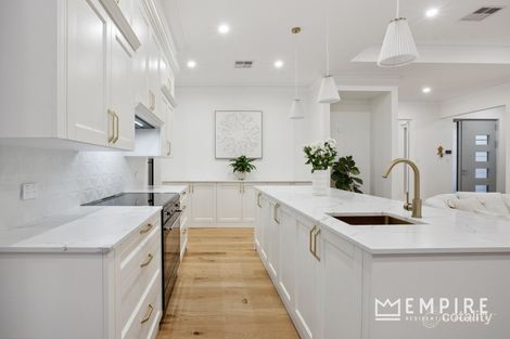 Property photo of 93A Lefroy Road Beaconsfield WA 6162