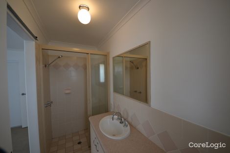 Property photo of 18 Rosewood Avenue Gracemere QLD 4702