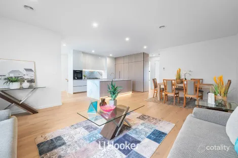 1/4 FARMERS WAY, NARRE WARREN, VIC 3805