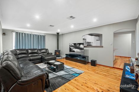 Property photo of 111 Newham Drive Cambridge Gardens NSW 2747