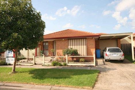2/12 Filomena Ct, Cranbourne North, VIC 3977