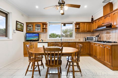 Property photo of 11 Sterling Drive Keilor East VIC 3033
