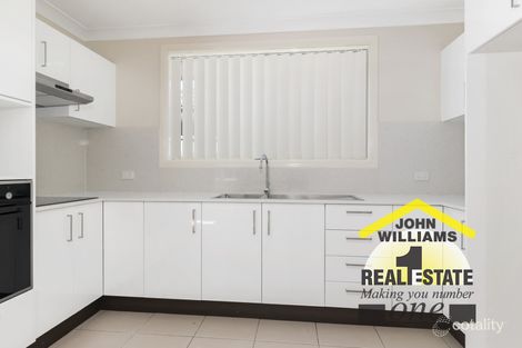 Property photo of 1/14 Cato Way Casula NSW 2170