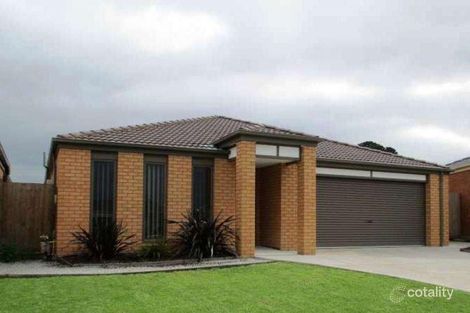 3 Tarragon Ct, Lynbrook, VIC 3975